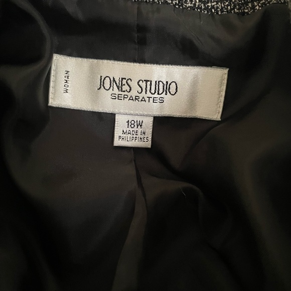 Jones Studio Gray and Black Tweed Jacket Fully Lined Size 18W - Picture 5 of 6